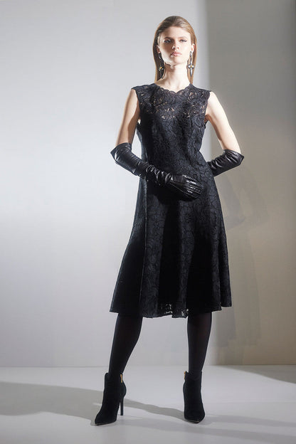 NATORI Buy Mantilla Lace Sleeveless Dress in Black Online